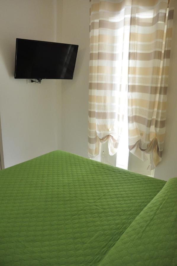 Brezza Di Mare Gaeta B&B Exterior photo