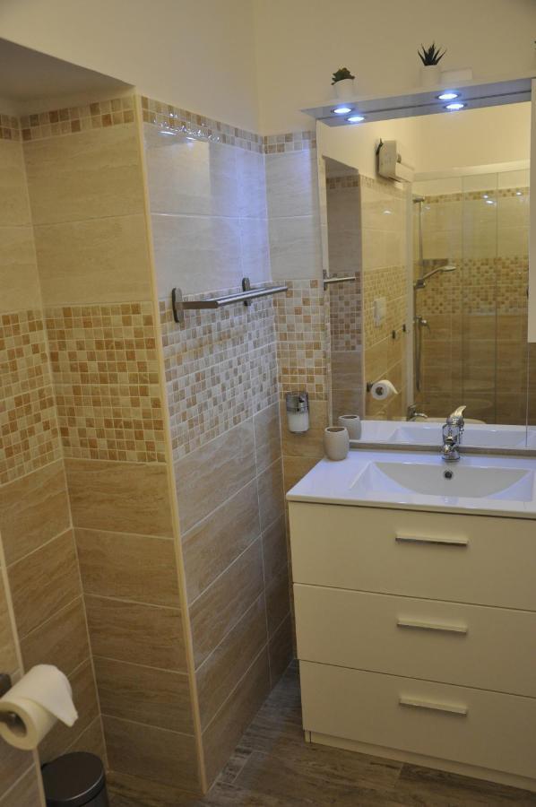 Brezza Di Mare Gaeta B&B Exterior photo